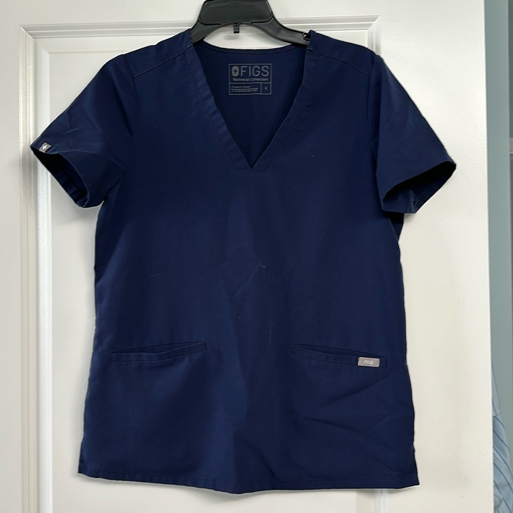 Navy Figs size small scrub top